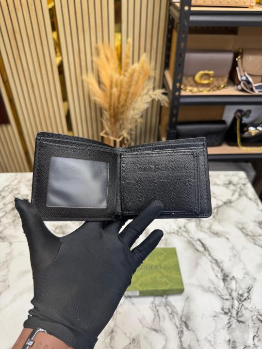 Gucc_i GG Supreme Bi-fold Leather Wallet With Box Including Card (60223-Black)