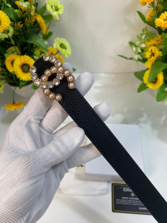 CHANE_L PREMIUM LADIES BELT WID OG BOX ETC 294