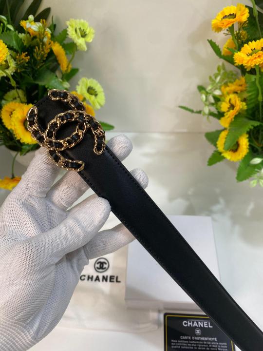 CHANE_L PREMIUM LADIES BELT WID OG BOX ETC 295