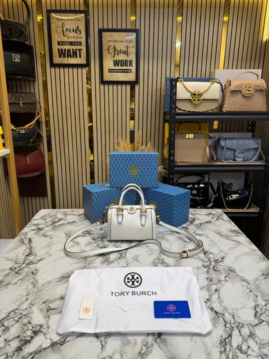 Tory_Burch T Monogram Petite Barrel Bag With Box And Dust Bag (T928-White)