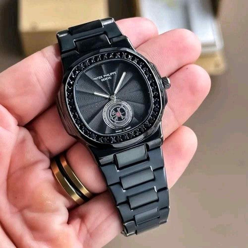Patek_Philippe Nautilus Black Diamond 221