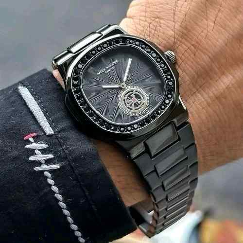 Patek_Philippe Nautilus Black Diamond 221