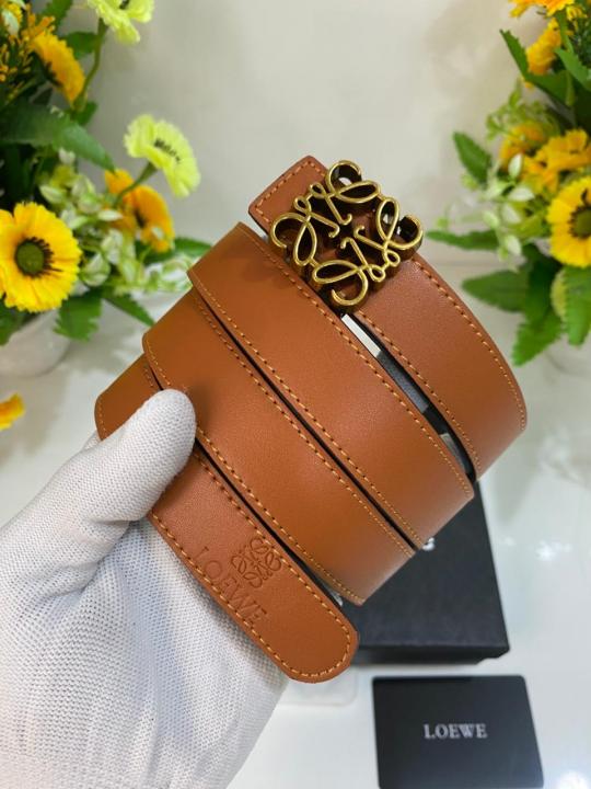 LOEW_E PREMIUM LADIES BELT WID OG BOX ETC 352