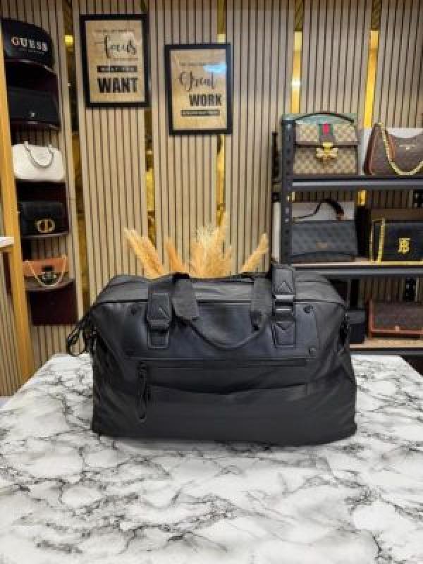 Calvin_Klein Premium Quality Travel Duffle Bag (C0880-Black)