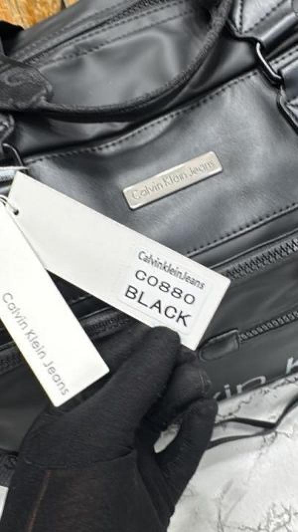 Calvin_Klein Premium Quality Travel Duffle Bag (C0880-Black)