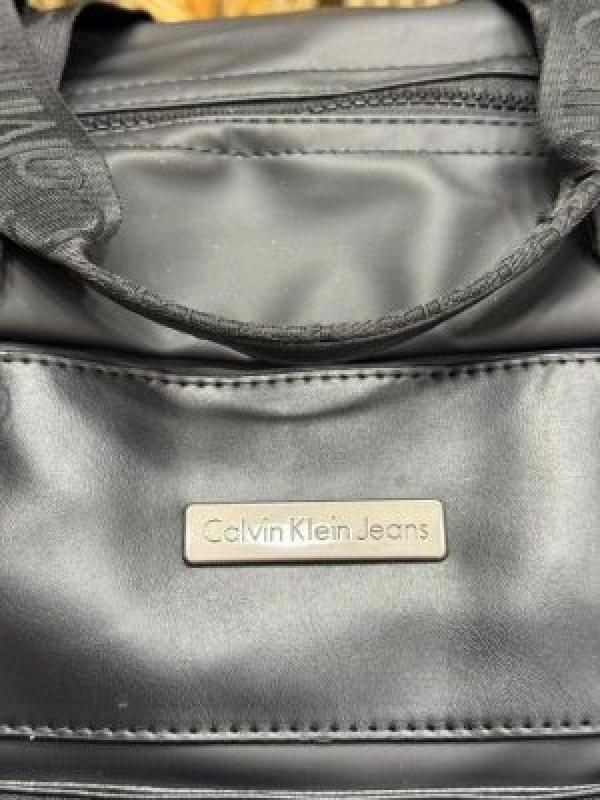 Calvin_Klein Premium Quality Travel Duffle Bag (C0880-Black)