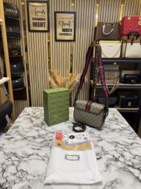 Gucci_GG_Ophidia_Shoulder_Bag_With_Box_And_Dust_Bag