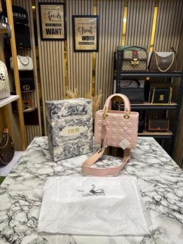 Christian_Dior_Lady_Matte_Finish_Handbag_With_Box_And_Dust_Bag_(Pink)