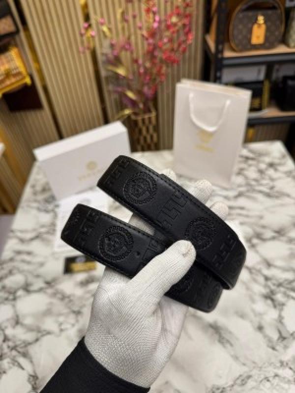 VERSACE BELT COMBO PREMIUM QUALITY WITH OG BOX DUST BAG CARRY BAG VE NO 1