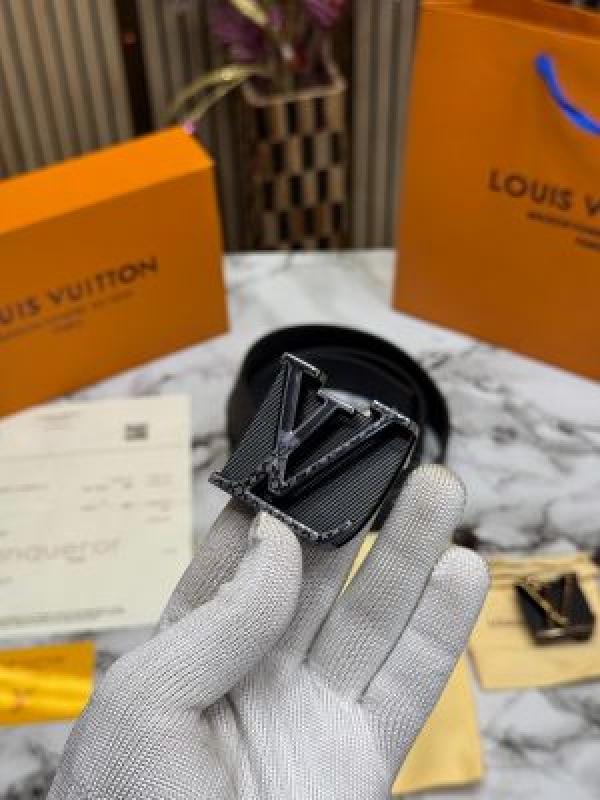 Loui_vuitton belt combo premium quality with og box and carry bag (lv-4)