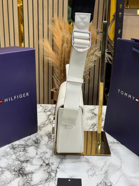 Tommy_Hilfiger Compact Flap Shoulder Bag With Box And Including Carry Bag (White)
