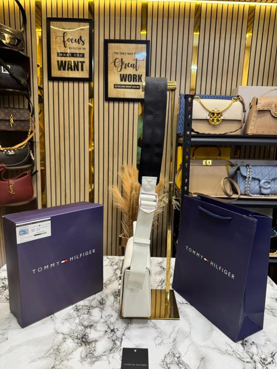 Tommy_Hilfiger Compact Flap Shoulder Bag With Box And Including Carry Bag (White)