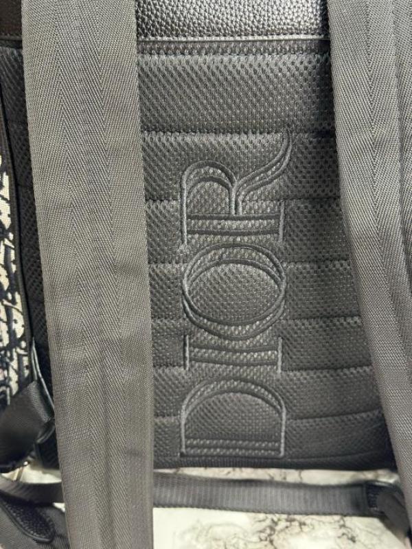 Christian_Dior_Saddle_Oblique_BackPack_With_Dust_Bag_(White-Black)