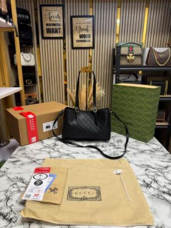 Gucc_i GG Emblem Embossed Large Tote Bag With Double Og Box And Dust Bag (Black)