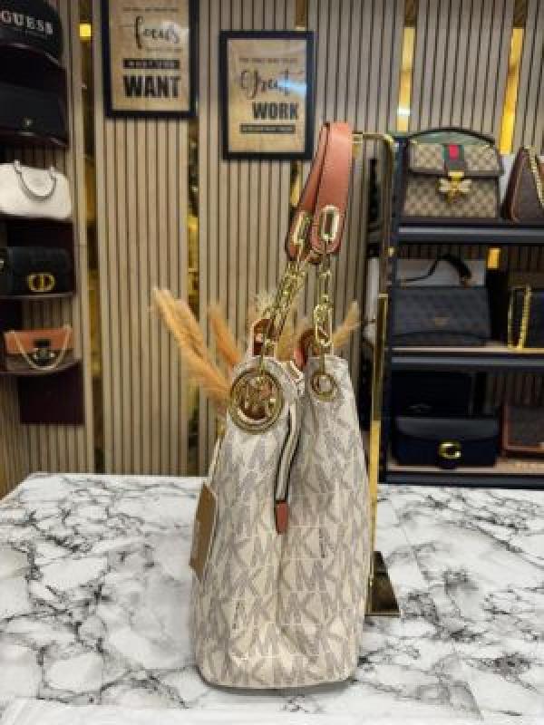 Michael_Kors Fulton Handbag With Dust Bag (Beige)