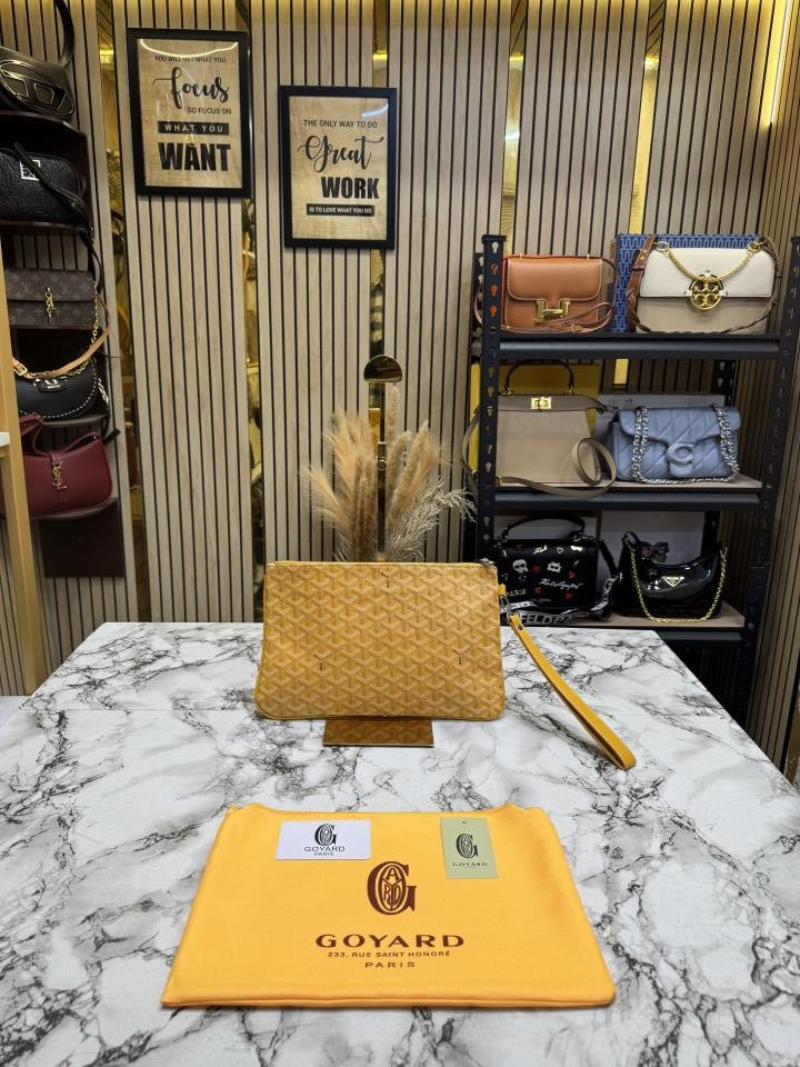 Goyar_d Senat Zip Pouch (Clutch) (yellow)