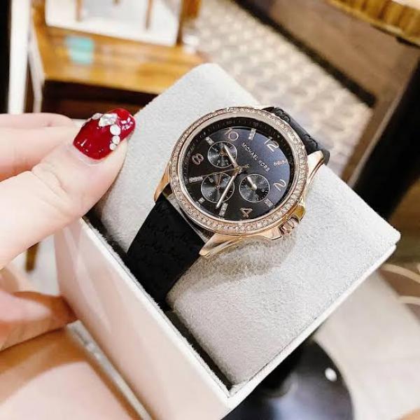 Michael l Kors Pilot Chronograph Belt