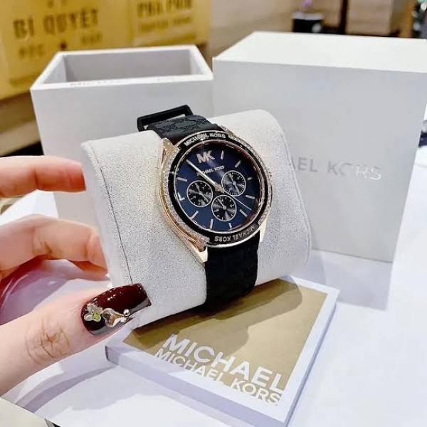 Michael l Kors Pilot Chronograph Belt