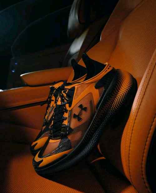 Underr Armourr Echo X Mansory SlipSpeed Black Squad Orange