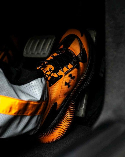 Underr Armourr Echo X Mansory SlipSpeed Black Squad Orange