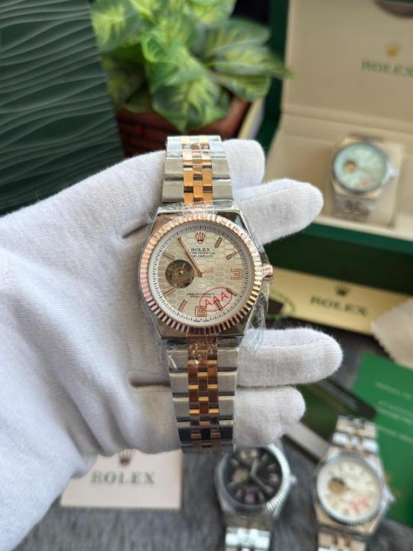 Role_x Land Dweller Automatic Rose Gold W220
