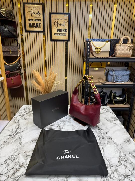 Chane_l Quilted Maxi Hobo Bag With Box And Dust Bag (Maroon)