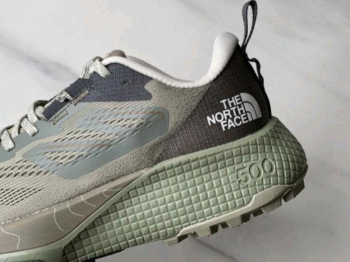 The North facee Altamesa 500 trail Grey Green