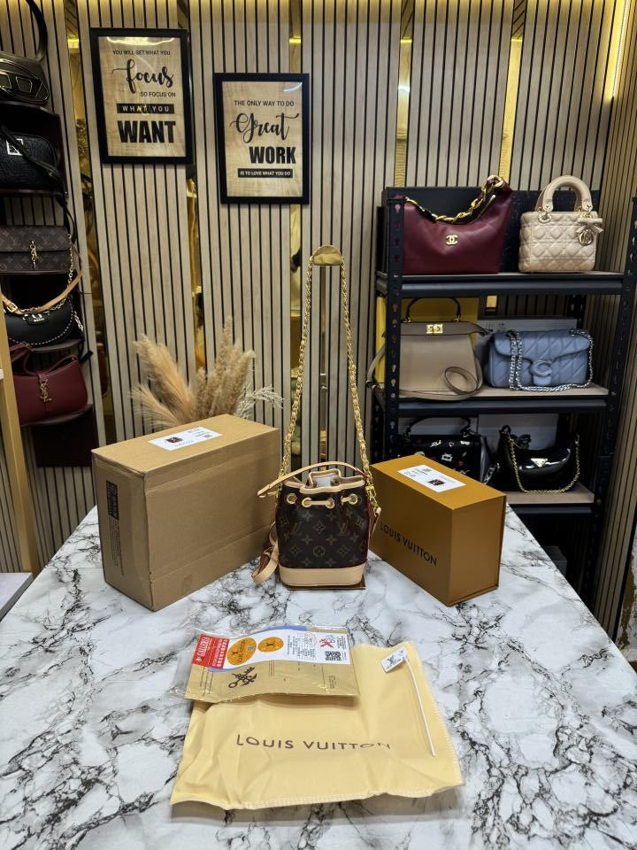 loui_s vuitton nano no  nano bucket bag in monogram canvas with chain strap with og double box and dust bag (m82933)