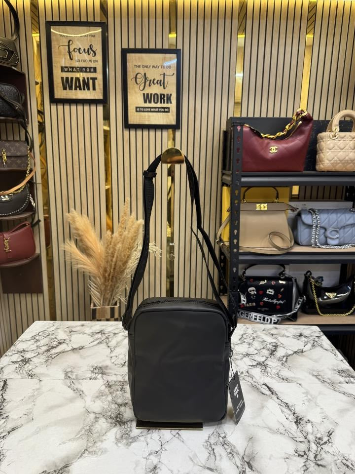 Mont blan_c Logo Reporter Crossbody side Bag (9519)