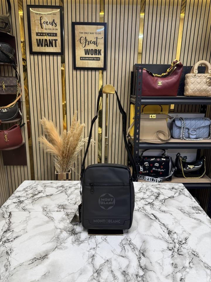 Mont blan_c Logo Reporter Crossbody side Bag (9520)