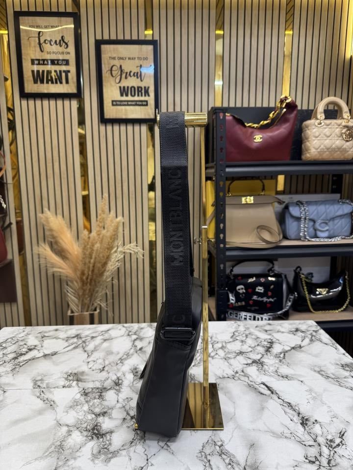 Mont blan_c Logo Reporter Crossbody side Bag (9520)
