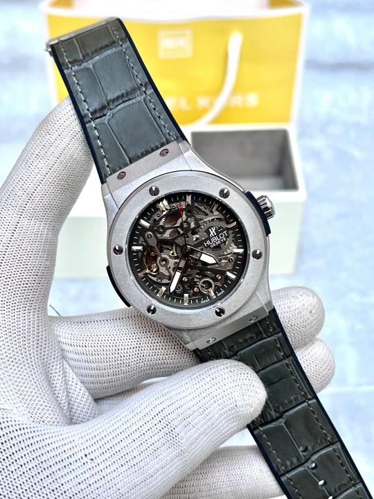 Hublot Grey skeleton auto