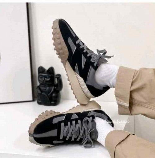 New Balancee XC 72 BLACK CASTLE ROCK