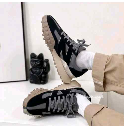New Balancee XC 72 BLACK CASTLE ROCK