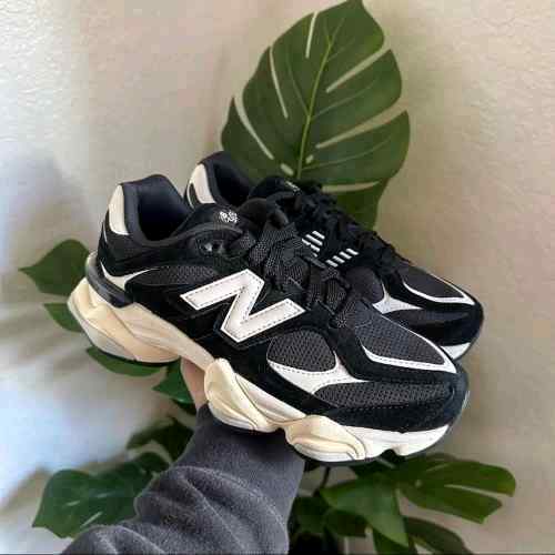 new balancee 9060R Black White