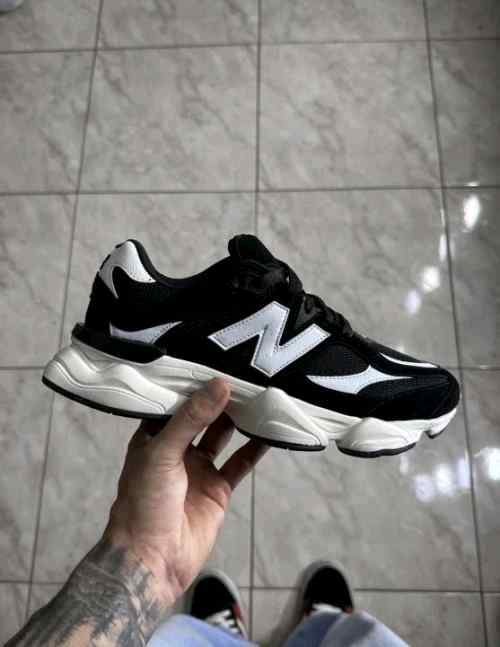 new balancee 9060R Black White