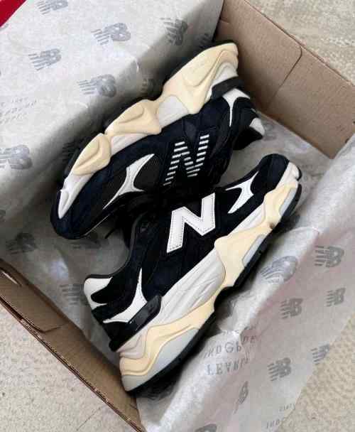 new balancee 9060R Black White
