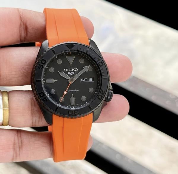 Seiko 5 Premium Watch Heavy Quartz