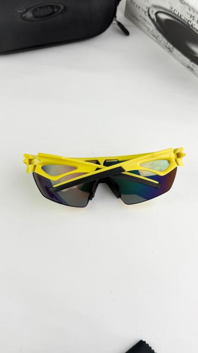 Oakliy_yellow_9403_65