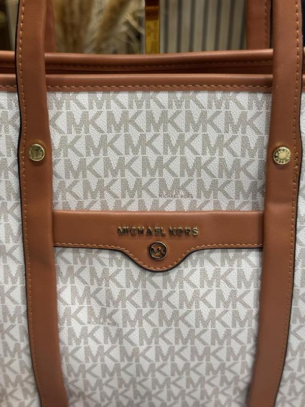 MICHAEL_KORS TOTE BAG WITH BRAND DUST BAG (23011 - BIEGE BROWN)
