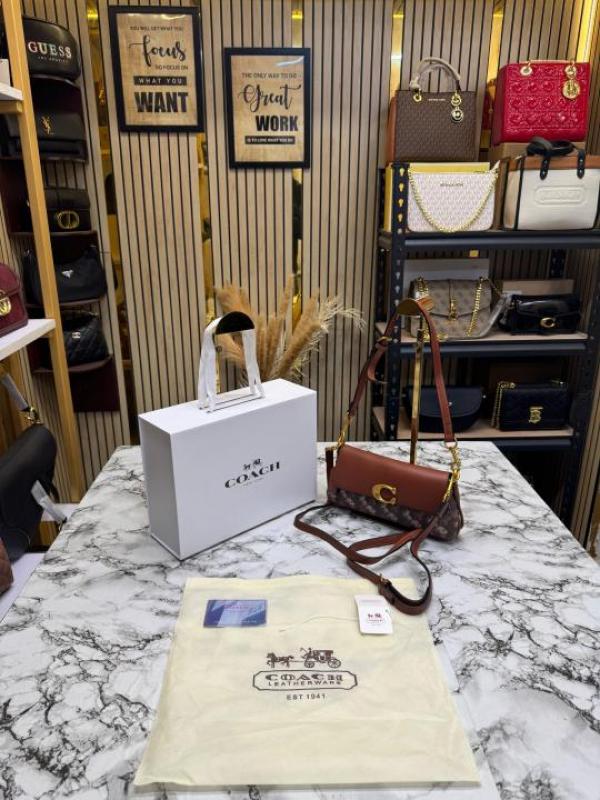 Coac_h Jet Shoulder Bag In Horse-ferry Premium Quality Article With Dust Bag (CAM-16)