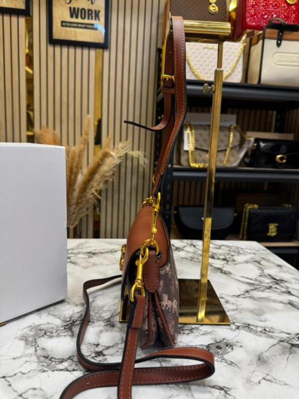 Coac_h Jet Shoulder Bag In Horse-ferry Premium Quality Article With Dust Bag (CAM-16)