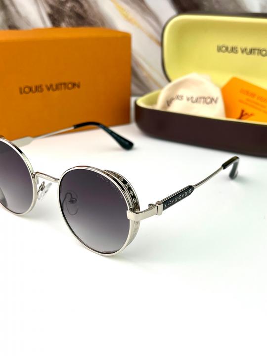 LOUI_S VUITTON SUNGLASS D-185