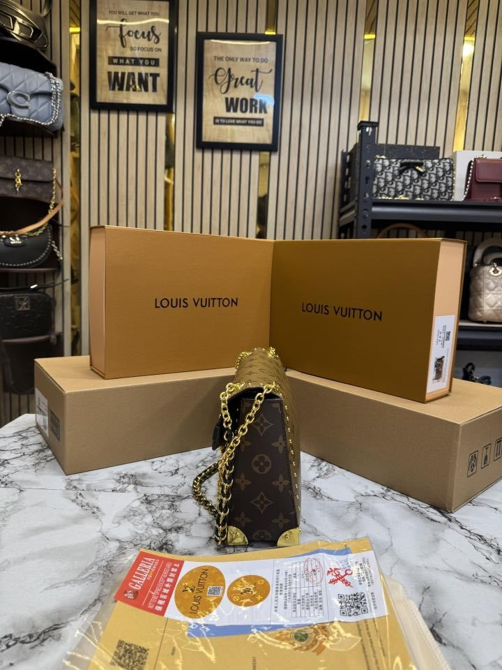 Loui_s Vuitton Pochette Metis Monogram Chain Shoulder Bag (Flower)
