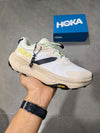 Hoka One One Transport