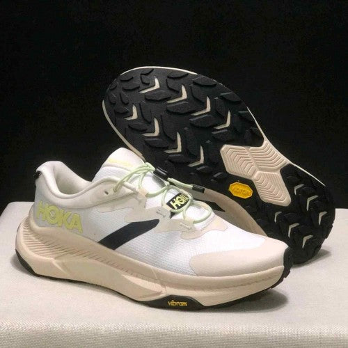 Hoka One One Transport