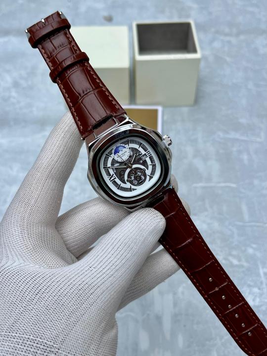 Patek Philipp_e Nautilus