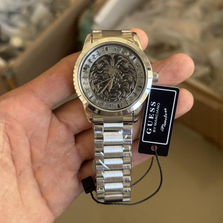 Guess Quartz Mens Analog watch