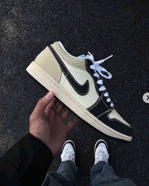 nikee air jordan retro 1 low se coconut milk black