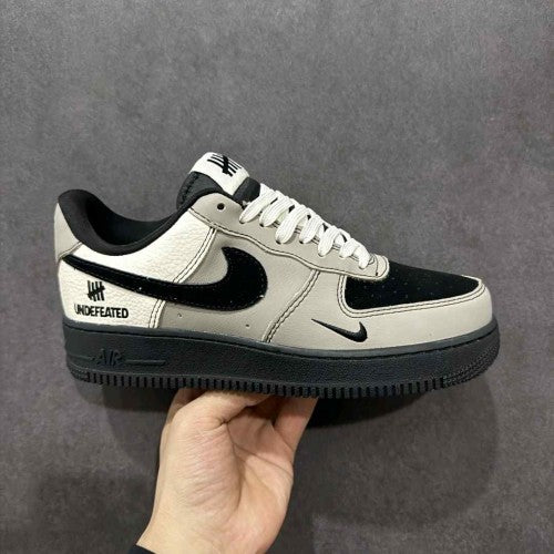 Nikee AirForce 1 07 Undefeated